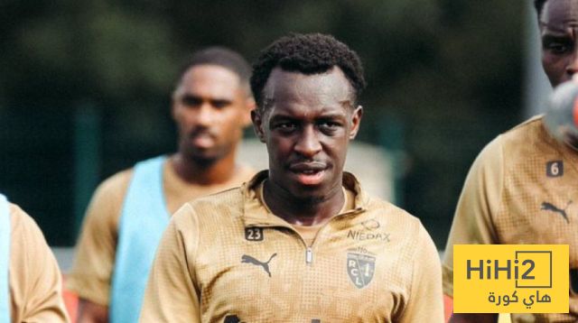 هل يعود سعود عبد الحميد إلى الهلال في يناير؟