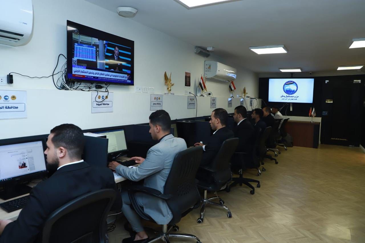 الأمين العام يتفقد غرفة العمليات المركزية لحزب مستقبل وطن للوقوف على جاهزيتها لانتخابات مجلس النواب 2025 - الخليج الان
