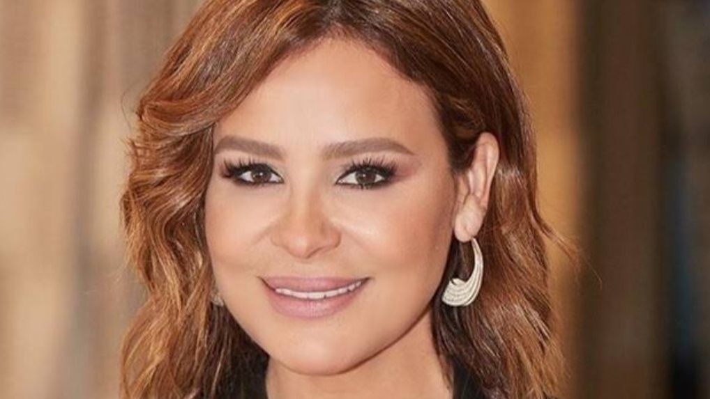كارول سماحة تُشعل الحماس قبل طرح أغنيتها ما بتنترك وحدك لزياد الرحباني.. تفاصيل - الخليج الان