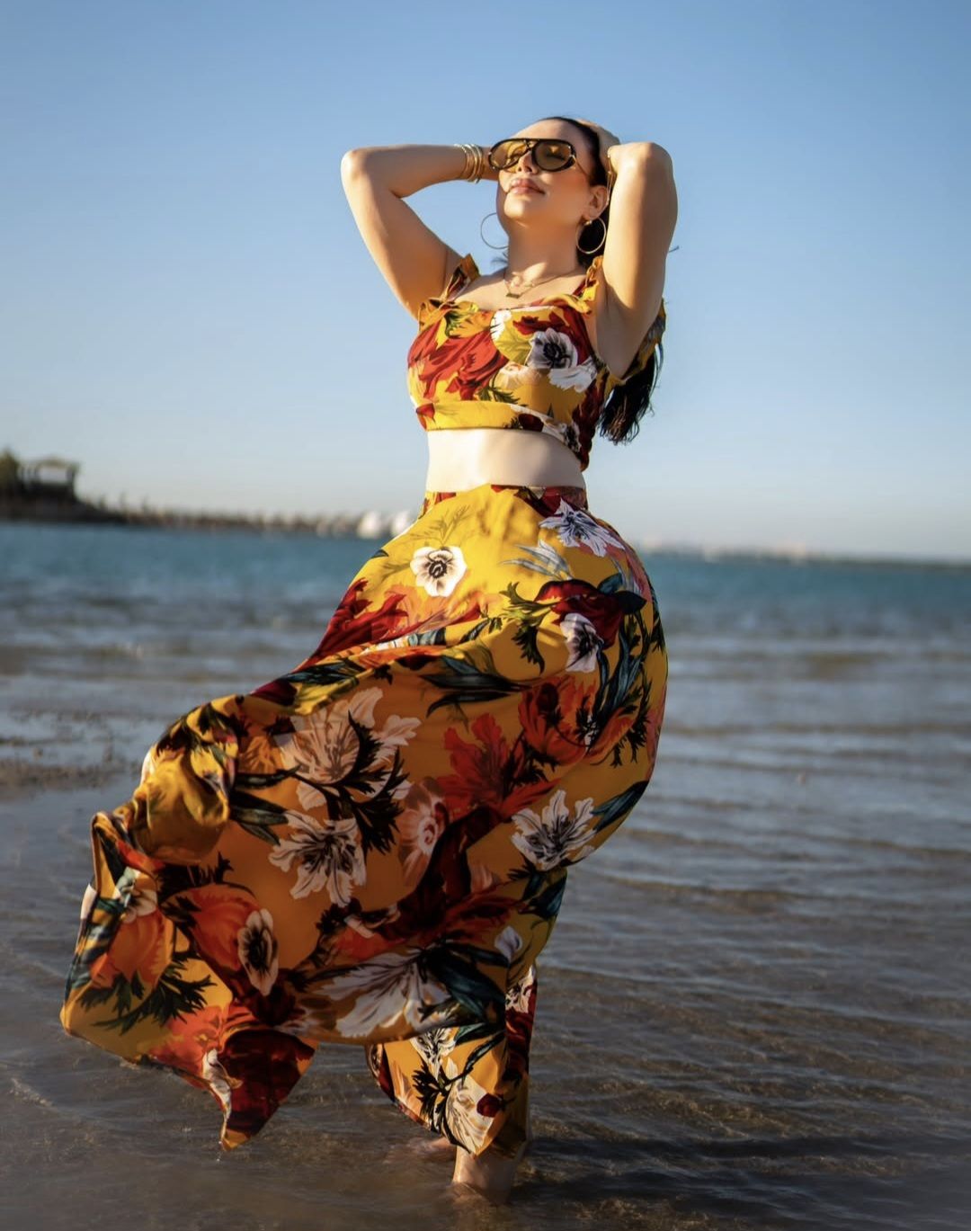 عبير صبري تخطف الأنظار بإطلالة صيفية جريئة على الشاطئ.. صور - الخليج الان