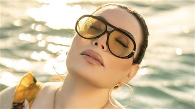 عبير صبري تخطف الأنظار بإطلالة صيفية جريئة على الشاطئ.. صور - الخليج الان