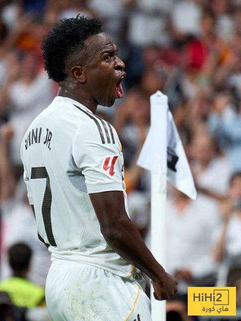 فينسيوس سيحصل على ما يطلبه في عقده الجديد.. بشرط!