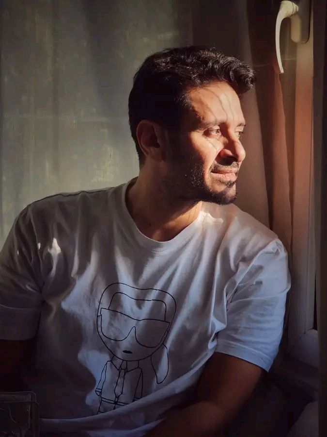 كريم العمري يكشف كواليس دوره في مسلسل لينك ويؤكد: أجواء التصوير كانت رائعة - الخليج الان