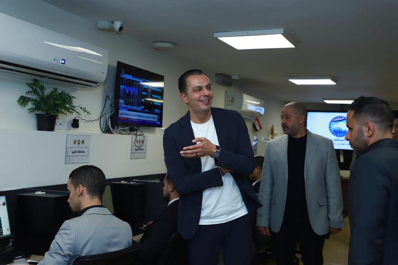 الأمين العام يتفقد غرفة العمليات المركزية لحزب مستقبل وطن للوقوف على جاهزيتها لانتخابات مجلس النواب 2025 - الخليج الان