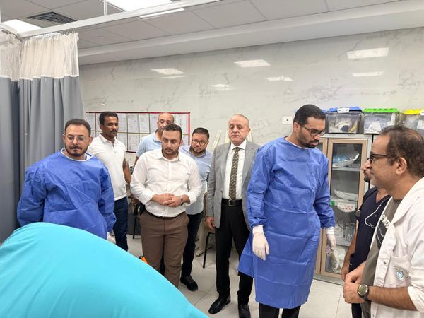 بعد وفاة وإصابة 22 شخصا.. محافظ الأقصر يأمر بإعانات عاجلة لذوي ومصابي حادث الطريق الصحراوي