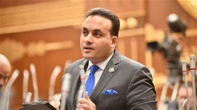 النائب عمرو فهمي يتقدم بأوراق ترشحه لانتخابات النواب عن حزب الجبهة الوطنية ويؤكد خدمة المواطن شرف ومسؤولية أتطلع لاستكمالها - الخليج الان