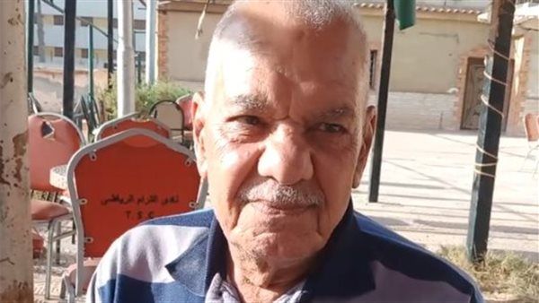 مُسن يزعم تعدي كمسري عليه داخل أتوبيس: ماحترمش سني وبطالب بمحاسبته