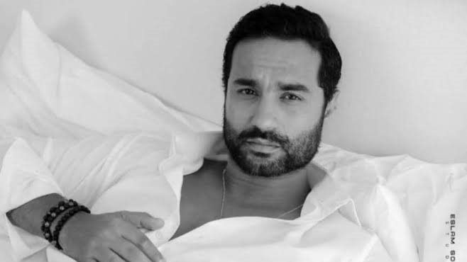 حقيقة اعتذار كريم فهمي عن مسلسل ياسمين عبد العزيز. في رمضان 2026 - الخليج الان