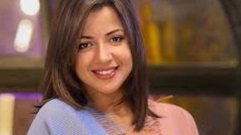 منى فاروق تكشف آخر تطورات حالتها الصحية: فيروس رئوي - الخليج الان