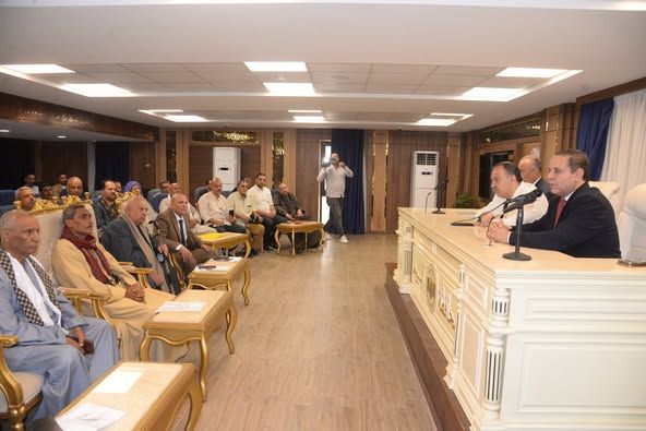 محافظ أسيوط يلتقي المزارعين والشركة المصرية للتنمية الزراعية لبحث تطوير القطاع الزراعي - الخليج الان