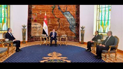 الرئيس السيسى يستقبل خالد العنانى المدير العام المنتخب لمنظمة اليونسكو.. ويهنأه بالفوز الساحق - الخليج الان