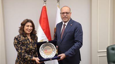 وزارة العمل توقع بروتوكول تعاون مع الجامعة المصرية الصينية لتأهيل الطلاب بمهارات المستقبل ودعم التحول الرقمي - الخليج الان