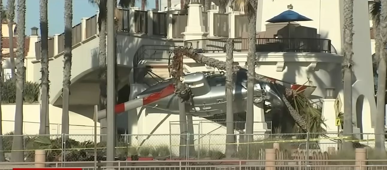 «حادث مروع».. تحطم مروحية قرب شاطي في كاليفورنيا وإصابة عدد من الأشخاص|فيديو - الخليج الان