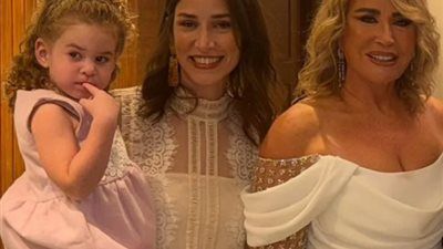 ابنة إيناس الدغيدي عن زواج والدتها: سعيدة ومبسوطة بيها ومتعودة على الانتقادات من زمان - الخليج الان