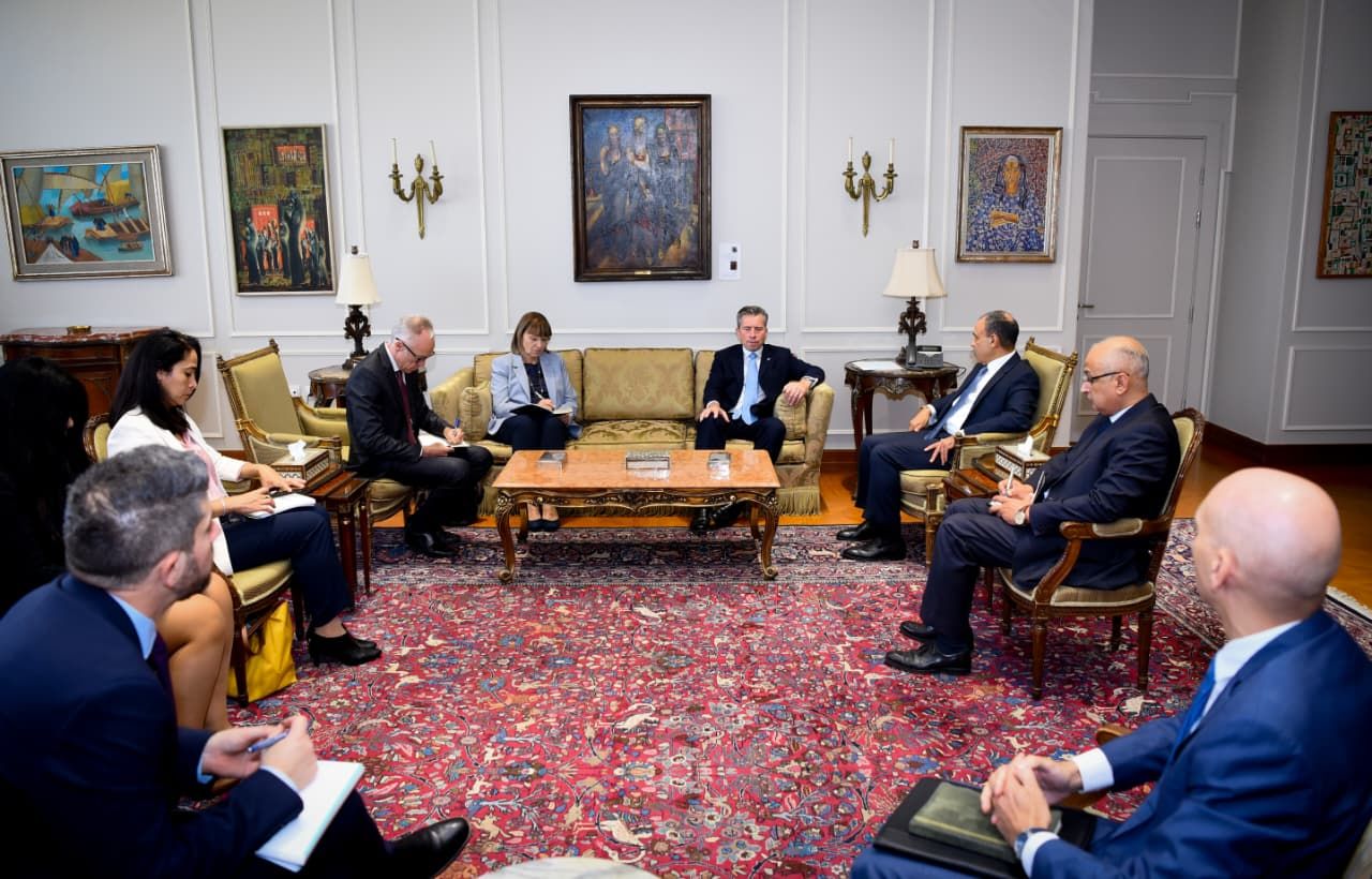 «من وقف الحرب إلى الإعمار».. وزير الخارجية يستعرض استعدادات مصر لاستضافة المؤتمر الدولى لإعمار غزة - الخليج الان