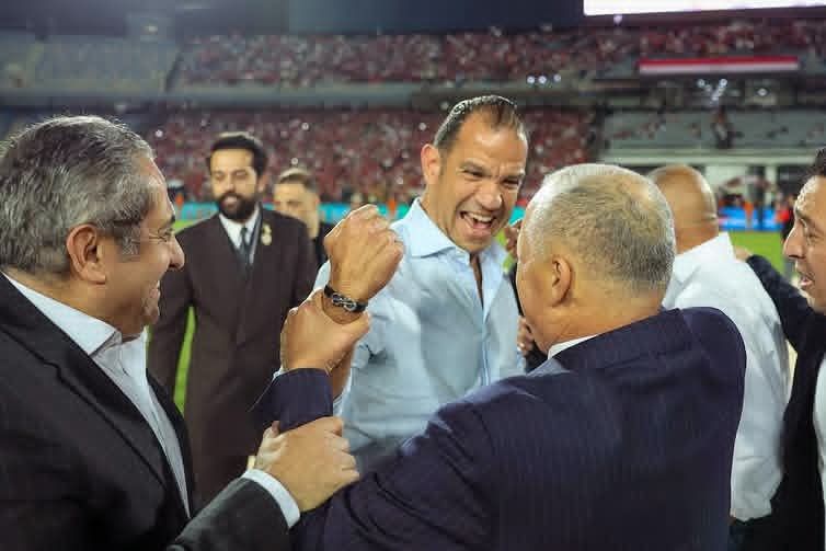 المتحدة للرياضة تسعد الجماهير بالألعاب النارية وأغاني احتفالًا بتأهل المنتخب المصري لمونديال - الخليج الان