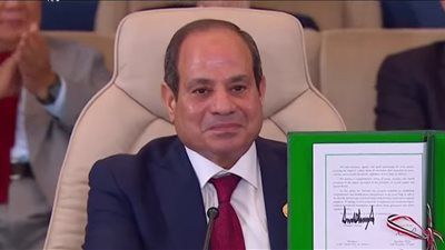 الرئيس السيسي: اتفاق غزة يغلق صفحة أليمة في تاريخ البشرية - الخليج الان