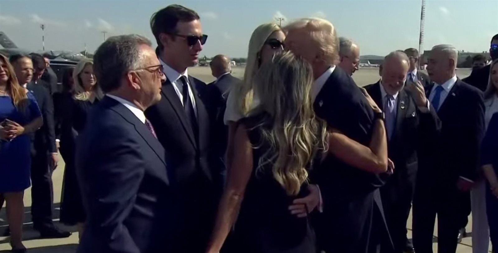 عاجل|الرئيس الأمريكي دونالد ترامب يصل إلى إسرائيل|صور - الخليج الان