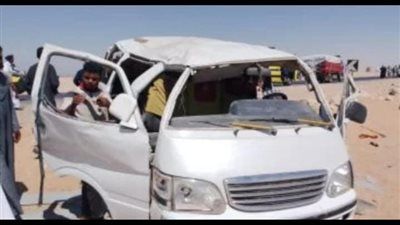 8 مصابين في تصادم ميكروباص وتروسيكل على الطريق الزراعي بالبحيرة - الخليج الان