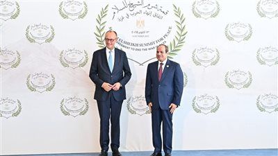 الرئيس السيسي يستقبل المستشار الألماني على هامش قمة شرم الشيخ للسلام - الخليج الان