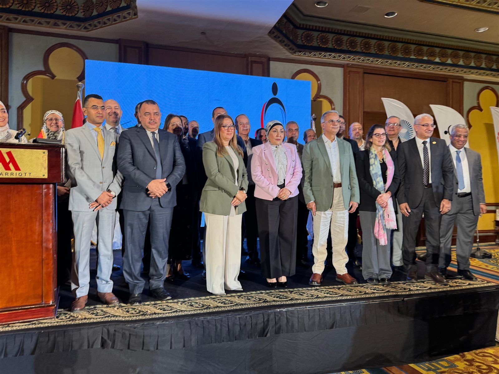 الاتحاد المصري لتمويل المشروعات الصغيرة والمتوسطة يوقع بروتوكول تعاون مع الهيئة القومية للبريد لتسهيل خدمات الصرف والتحصيل - الخليج الان