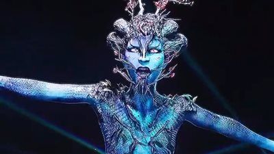 حضره 15 ألف أجنبي وارتبط بعبدة الشيطان.. حفل فرقة Anyma العالمية في الأهرامات يثير الجدل - الخليج الان