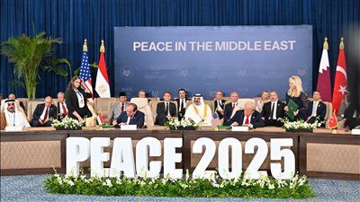 قلادة النيل وتوقيع اتفاق السلام.. 5 مشاهد لا تنسى من قمة شرم الشيخ - الخليج الان