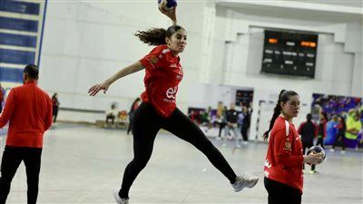 سيدات يد الأهلي يستأنف تدريباته استعدادًا لمواجهة النواصر المغربي - الخليج الان