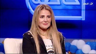 عمري ما قولت مرات أخويا.. رانيا محمود ياسين تدعو لزوجة شقيقها عمرو: ربنا يحفظها لأولادها - الخليج الان