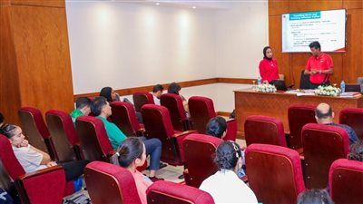 200 لاعبًا ولاعبة يشاركون ببطولة مصر الدولية للريشة الطائرة - الخليج الان