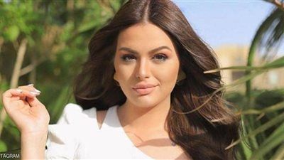 هنادي مهنا تروي موقف طريف في طفولتها: بابا كان بيقعني ان هنادي اول ملكة فرعونية - الخليج الان