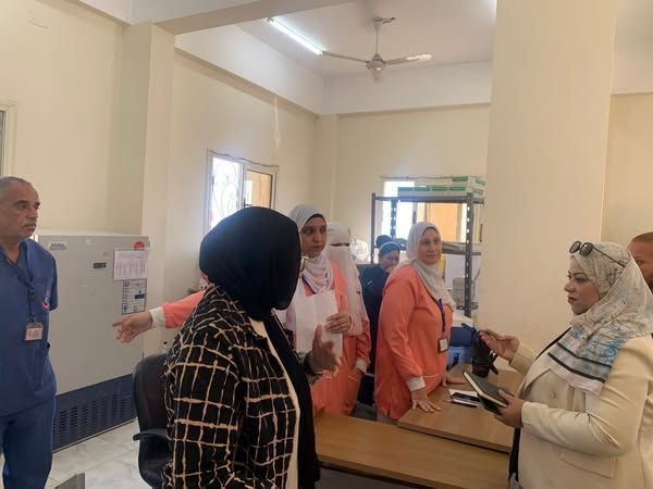 جولة تفقدية لإدارة التمريض بالمديرية علي المنشآت الصحية بمدينة سفاجا والقصير - الخليج الان