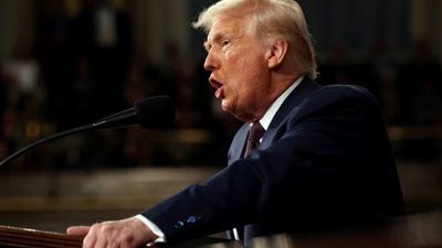 ترامب: تحدثت إلى حماس ونزع سلاحها سيحدث بسرعة وربما بعنف - الخليج الان