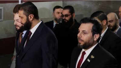 الشرع يلتقي بوتين في أول زيارة إلى روسيا.. ملفات عالقة على الطاولة - الخليج الان