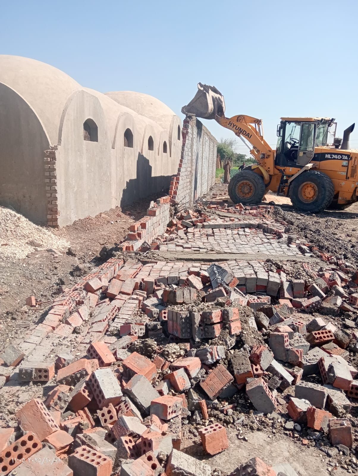 الإصلاح الزراعي.. إزالة 144 حالة تعدٍ وإطلاق منافذ غذائية متنقلة بأسعار مخفضة - الخليج الان