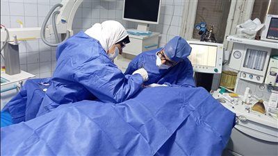 إنجاز جديد بـ 9 عمليات جراحية نوعية في يوم واحد بمستشفى مطاي بالمنيا - الخليج الان