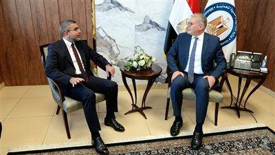 كواليس لقاء وزير البترول ووكيل الطاقة والبنية التحتية لشؤون الطاقة والبترول بالإمارات - الخليج الان