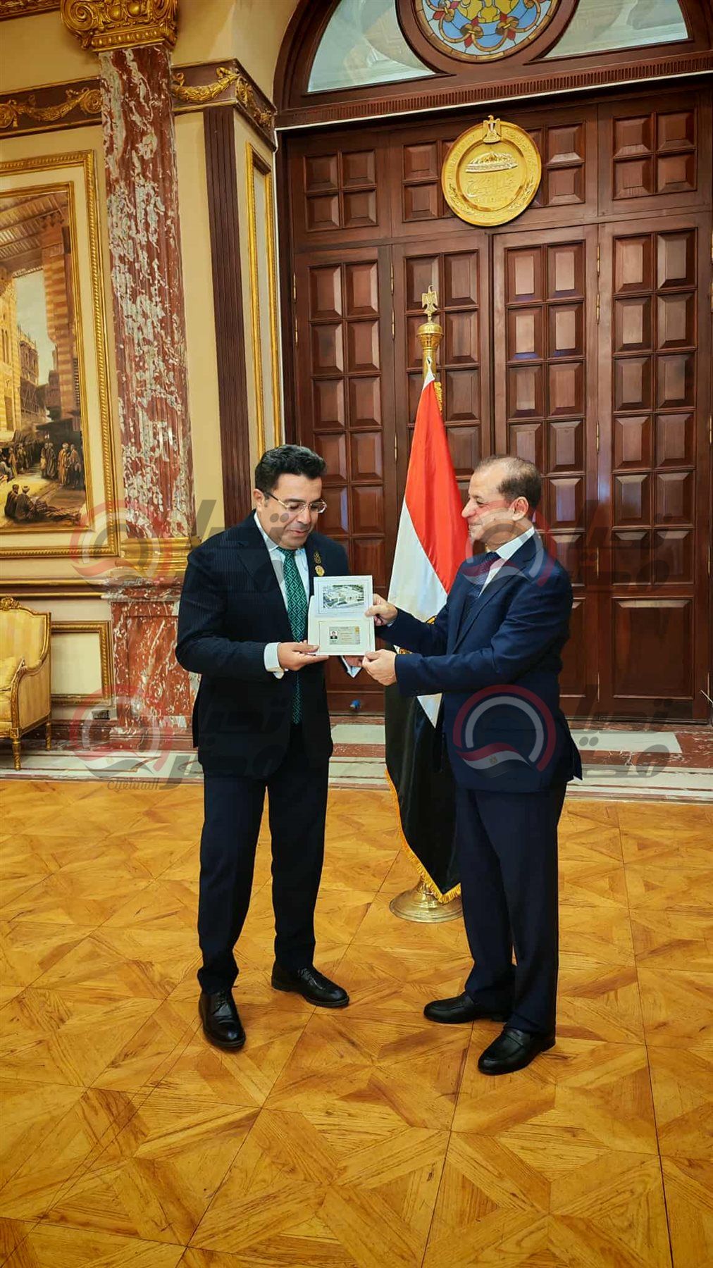 باسل عادل يتسلم كارنيه عضوية مجلس الشيوخ 2025..صور - الخليج الان