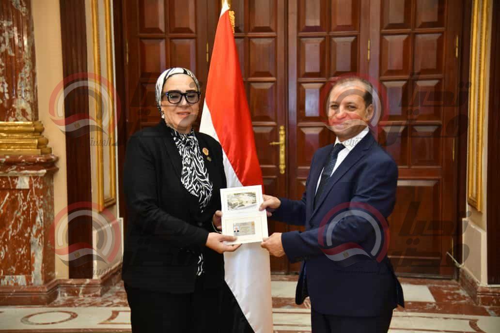 النائبة داليا الإتربي: فخورة بثقة الرئيس السيسي.. وعضويتي في مجلس الشيوخ تكليف وتشريف ومسؤولية وطنية - الخليج الان