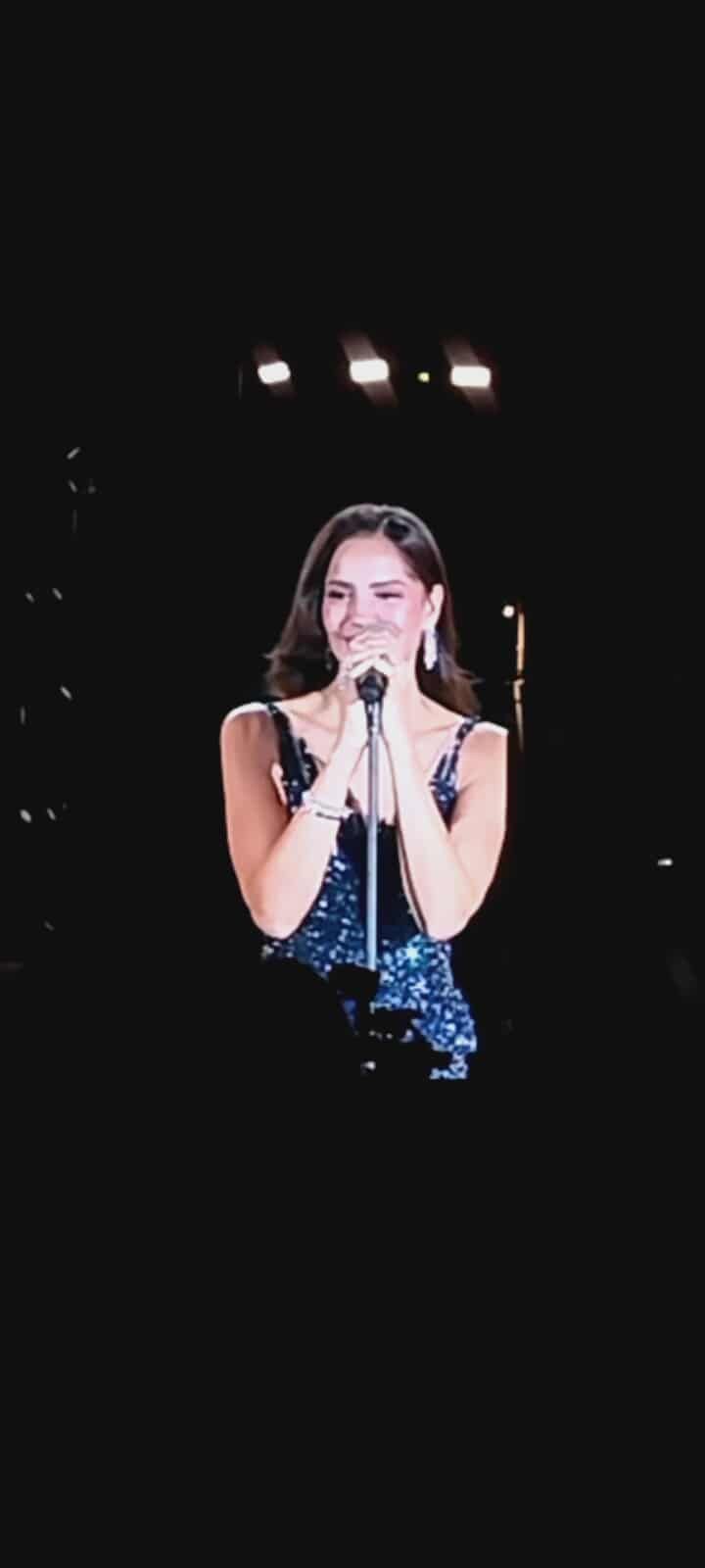 آمال ماهر خلال تكريمها في مهرجان الموسيقى العربية: التكريم ده خاص جدا ومصر بلد الفن والسلام - الخليج الان