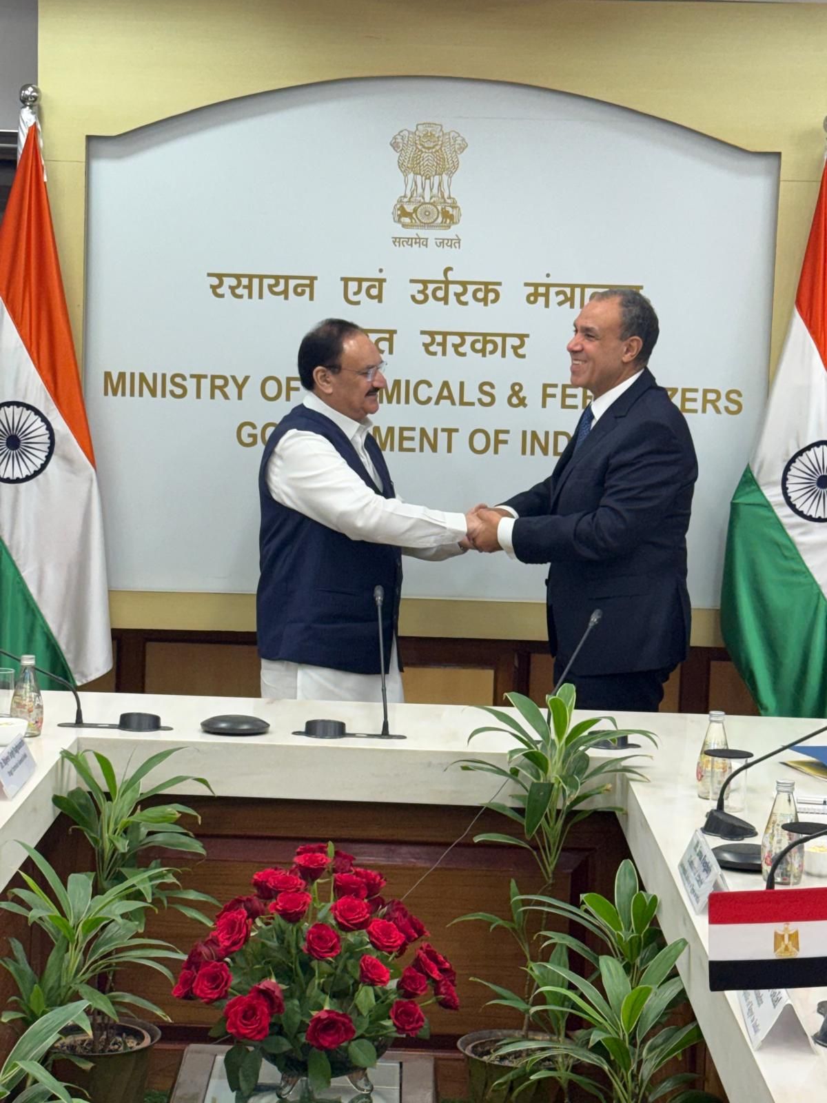 من الهند.. وزير الخارجية يفتح آفاقًا جديدة للاستثمار بين القاهرة ونيودلهي والتخطيط لإقامة فندق فاخر بالقرب من الأهرامات - الخليج الان