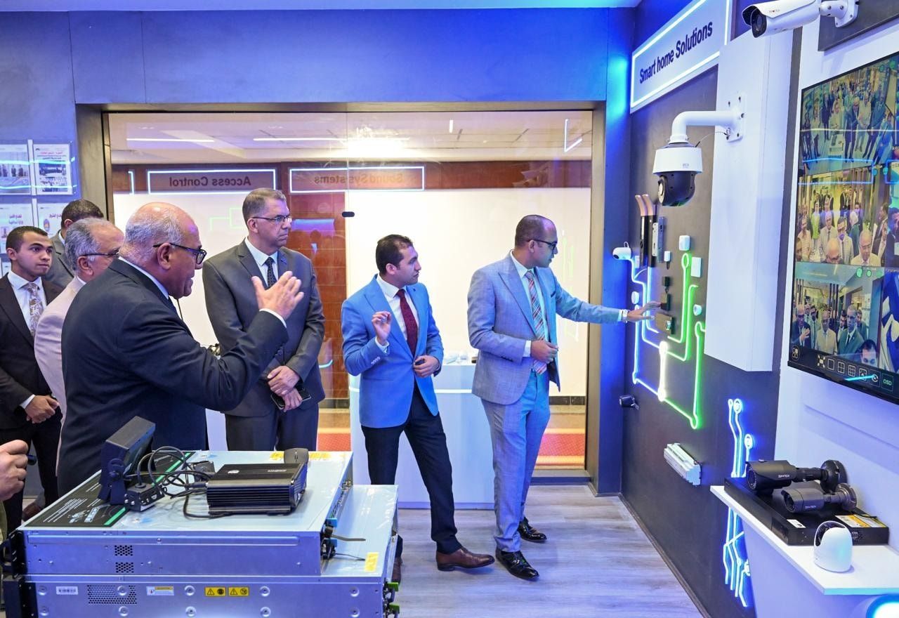 صنع في مصر.. الهيئة العربية للتصنيع تطلق منتجات إلكترونية جديدة بأسعار تنافسية - الخليج الان