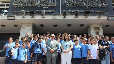 دار الكتب والوثائق القومية تستقبل طلاب مدرسة الليسيه في جولة ثقافية تعليمية - الخليج الان