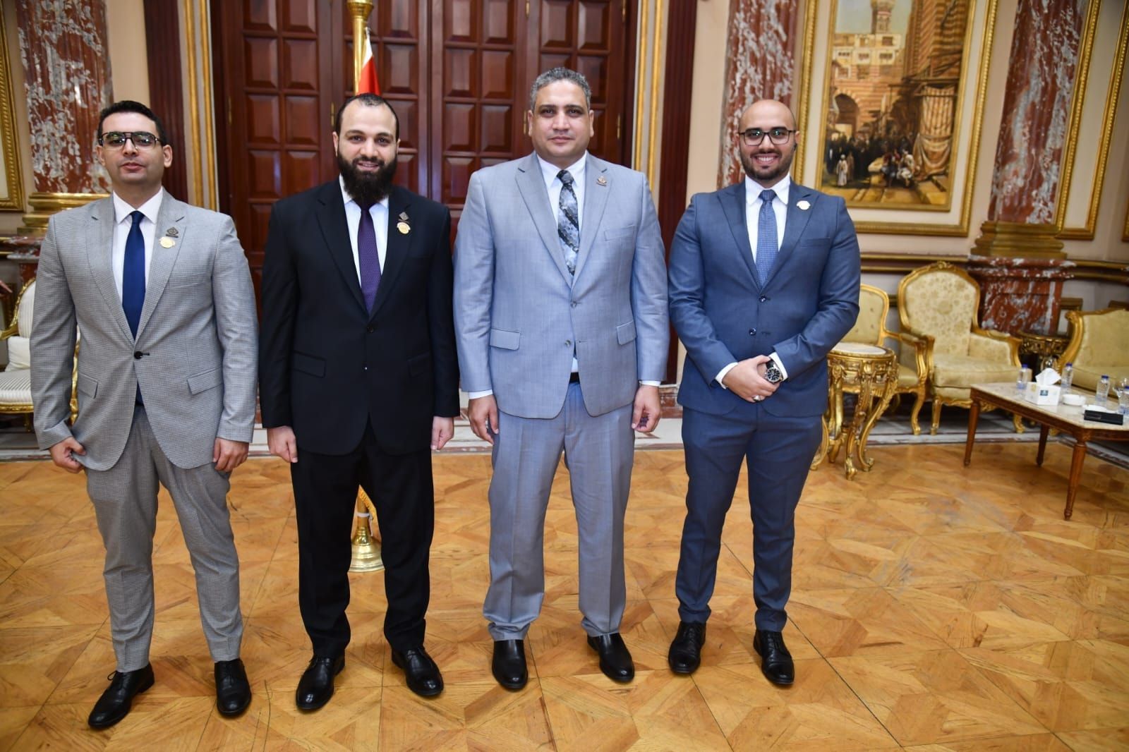 نواب التنسيقية المعينون من رئيس الجمهورية يتسلمون كارنيهات العضوية بمجلس الشيوخ - الخليج الان