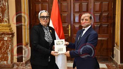 النائبة داليا الإتربي: فخورة بثقة الرئيس السيسي.. وعضويتي في مجلس الشيوخ تكليف وتشريف ومسؤولية وطنية - الخليج الان