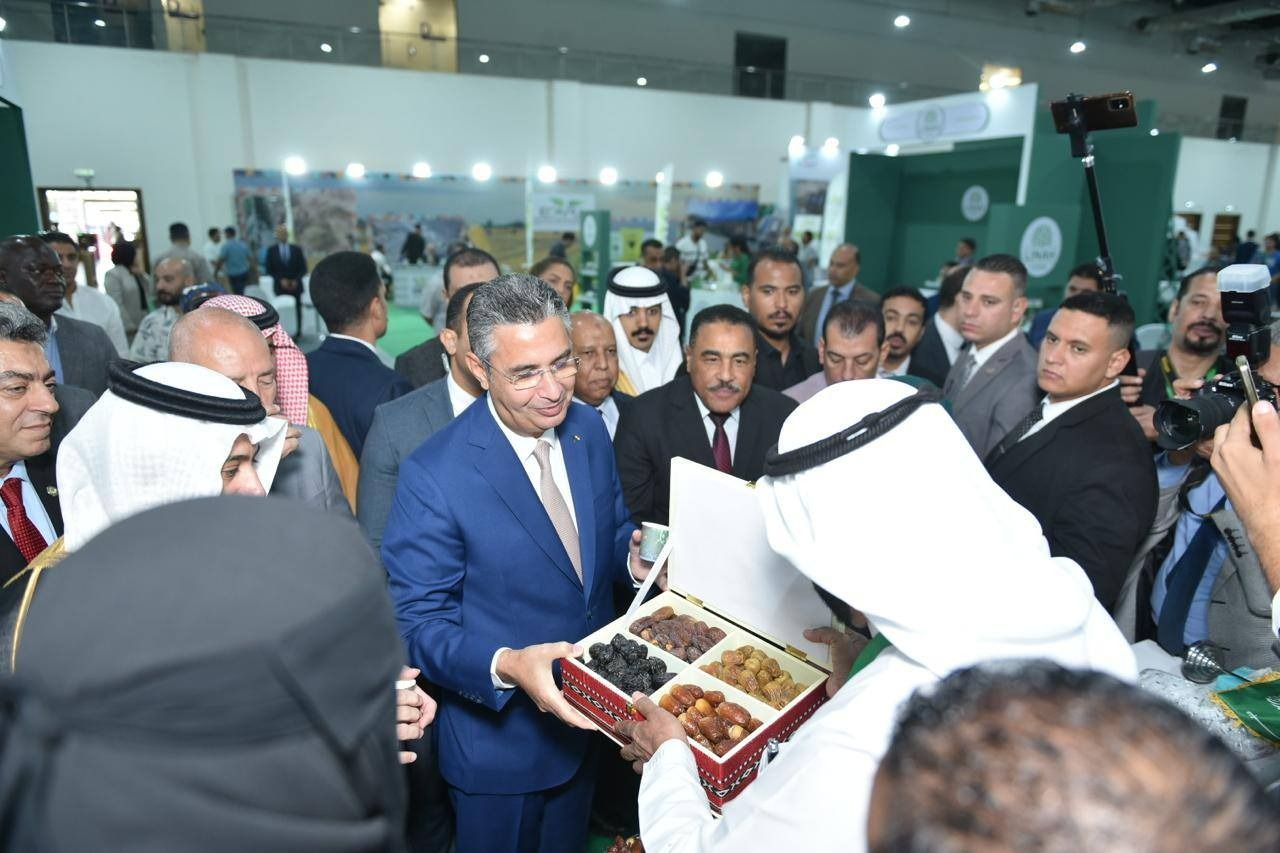 وزير التموين يفتتح النسخة الثانية من الملتقى والمعرض الدولي للتمور - الخليج الان