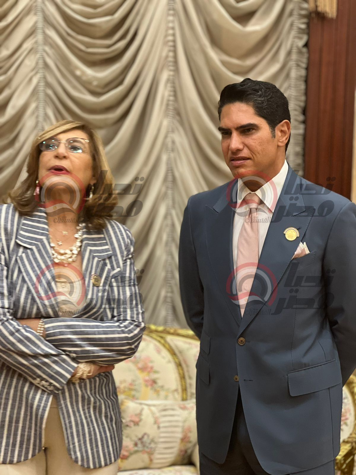 رجل الأعمال أبو هشيمة يتسلم كارنيه عضوية مجلس الشيوخ 2025.. والنواب الجدد يرحبون به ويلتقطون الصور التذكارية - الخليج الان