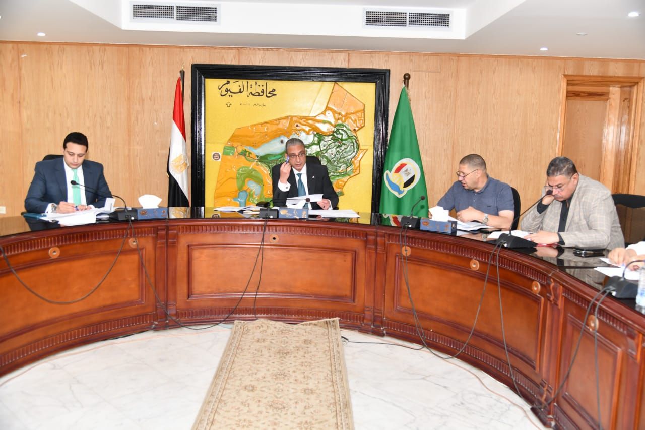 محافظ الفيوم يتابع معدلات الآداء بملفي التقنين والتصالح وموقف المتغيرات المكانية‎ - الخليج الان