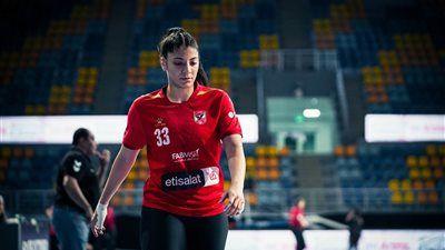 أمينة عاطف لاعبة كرة اليد بالأهلي: نستعد بقوة لربع نهائي بطولة إفريقيا - الخليج الان