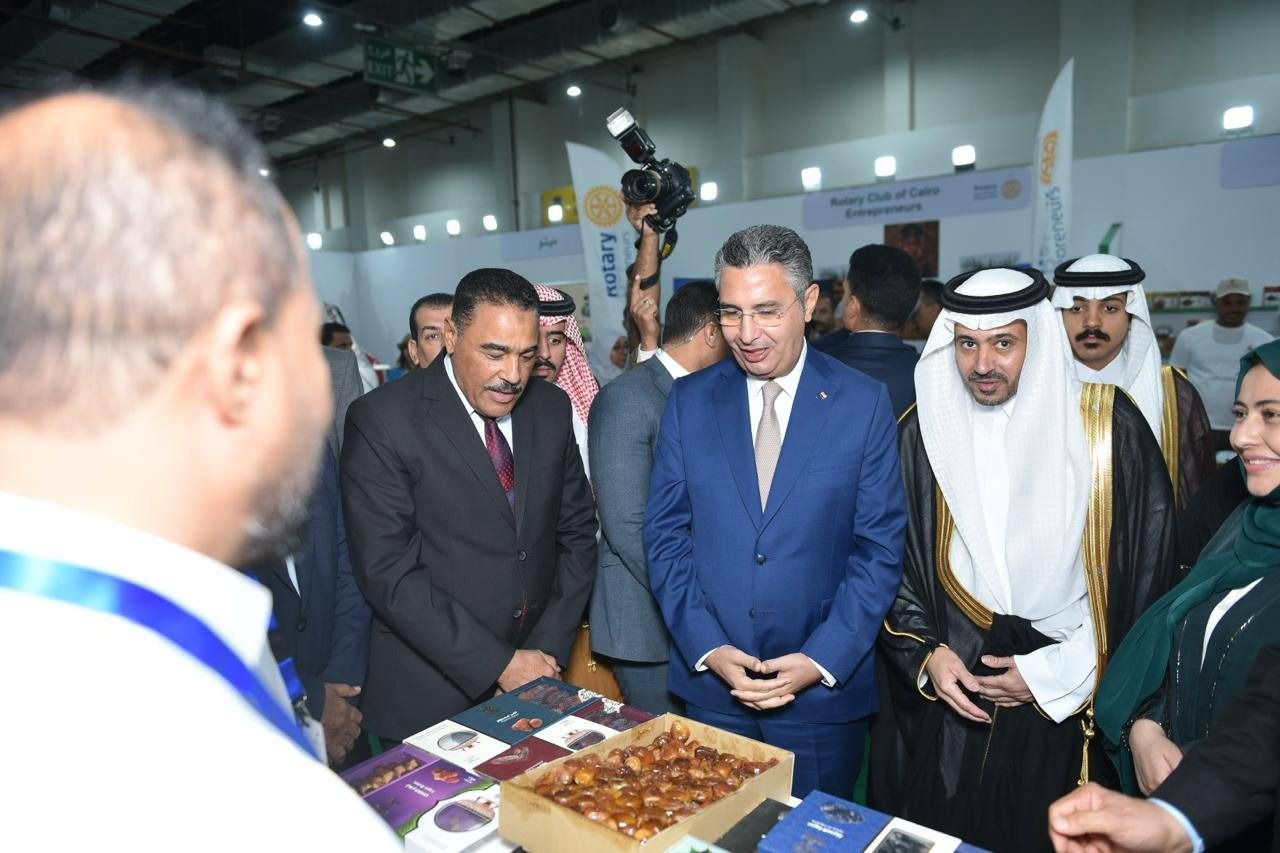 وزير التموين يفتتح النسخة الثانية من الملتقى والمعرض الدولي للتمور - الخليج الان